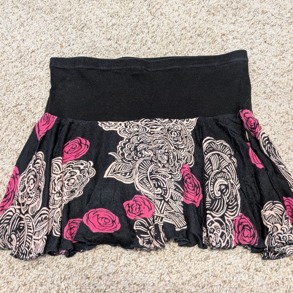 Billabong Skater Skirt - Picture 1 of 4